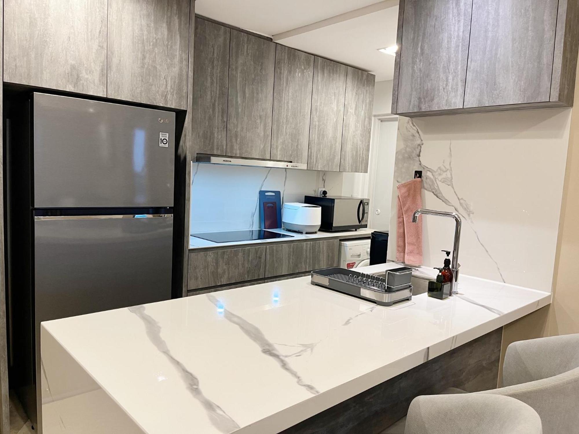 Gold Coast Pik Sea View Apartments By Longesuites Jakarta Cameră foto