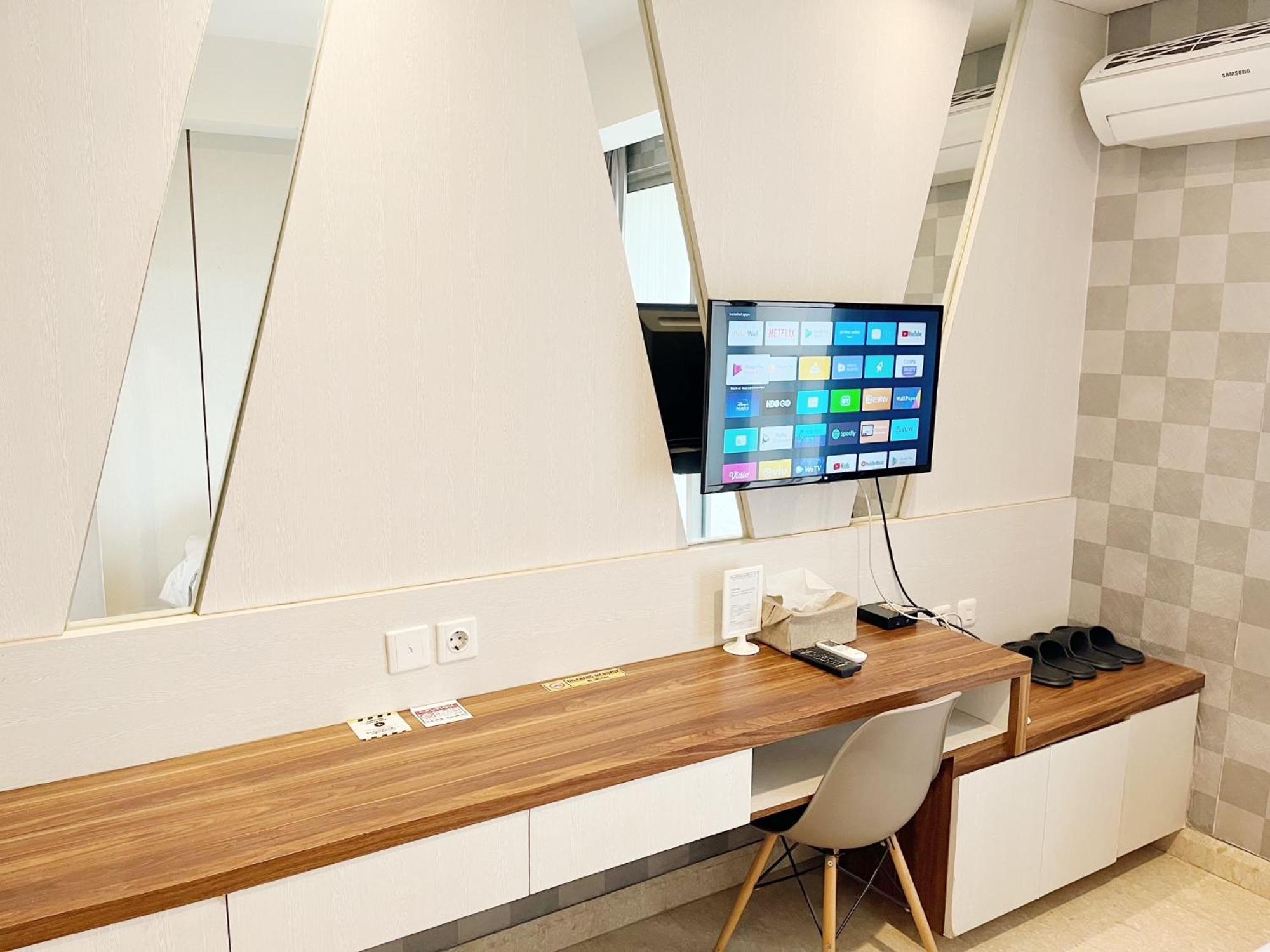 Gold Coast Pik Sea View Apartments By Longesuites Jakarta Cameră foto