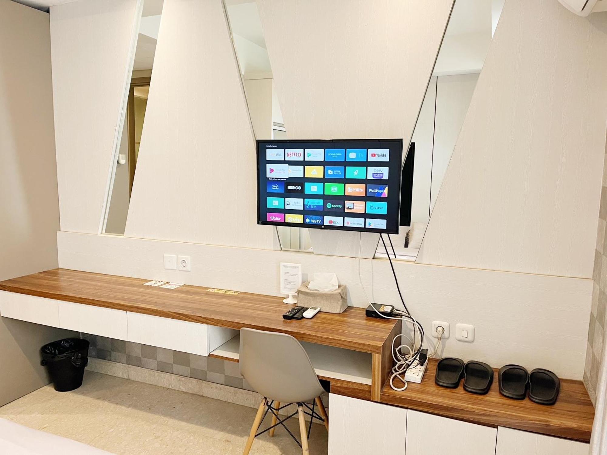Gold Coast Pik Sea View Apartments By Longesuites Jakarta Cameră foto